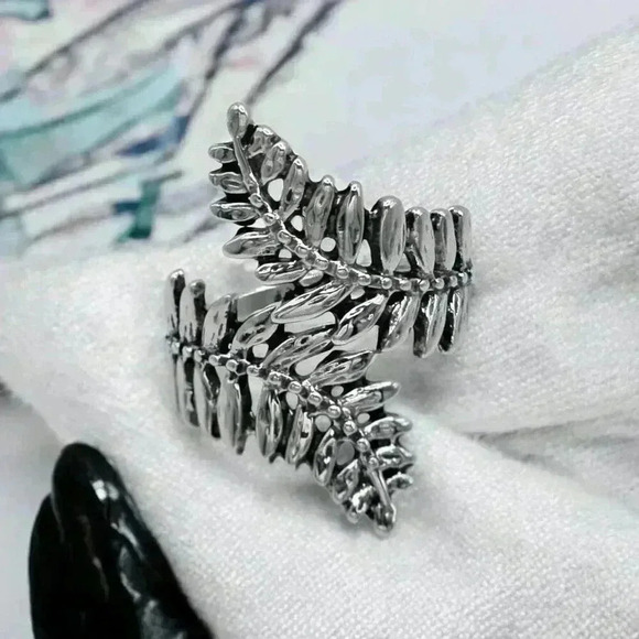 🆕️ Boho Style Adjustable Olive Leaf Ring Antique Silver Finish Fits Sizes 6-9 - Picture 4 of 14